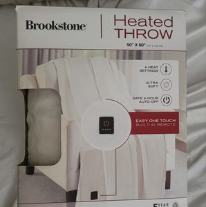 Brookstone 50" x 60" Electric Heated White Throw Blanket